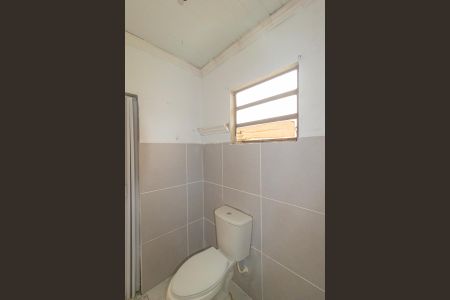 Casa à venda com 120m², 2 quartos e 2 vagasBanheiro da Suíte