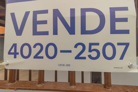 Casa à venda com 120m², 2 quartos e 2 vagasPlaca