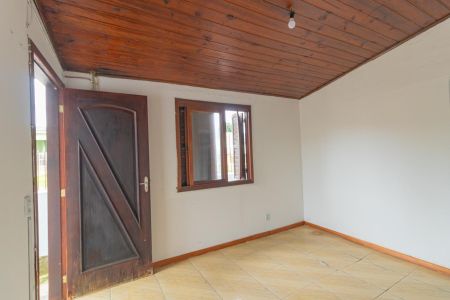 Casa à venda com 120m², 2 quartos e 2 vagasSala