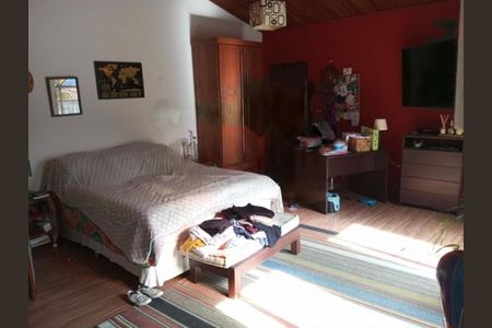 Casa à venda com 302m², 5 quartos e 4 vagas