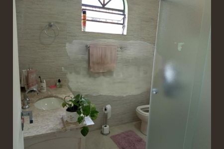 Casa à venda com 302m², 5 quartos e 4 vagas