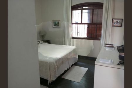 Casa à venda com 5 quartos, 302m² em Vila Nova Caledonia, São Paulo