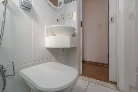 Apartamento para alugar com 90m², 2 quartos e 2 vagas Apartamento para alugar com 90m², 2 quartos e 2 vagasBanheiro Social