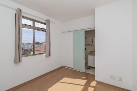 Apartamento para alugar com 90m², 2 quartos e 2 vagas Apartamento para alugar com 90m², 2 quartos e 2 vagasQuarto 2