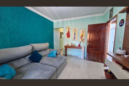 Casa à venda com 3 quartos, 311m² em Jardim Ubirajara, São Paulo