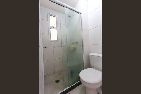 Apartamento à venda com 64m², 2 quartos e 1 vaga Apartamento à venda com 64m², 2 quartos e 1 vagaBanheiro da Suíte