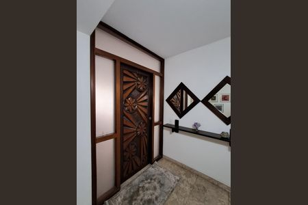 Apartamento à venda com 229m², 3 quartos e 2 vagas Apartamento à venda com 229m², 3 quartos e 2 vagasHall Social