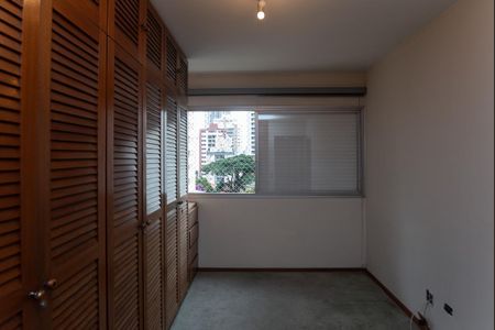 Apartamento à venda com 229m², 3 quartos e 2 vagas Apartamento à venda com 229m², 3 quartos e 2 vagasQuarto 2