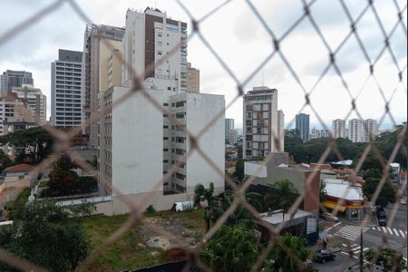 Apartamento à venda com 229m², 3 quartos e 2 vagas Apartamento à venda com 229m², 3 quartos e 2 vagasVista