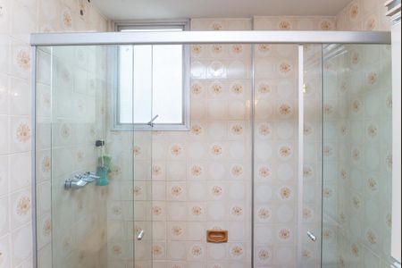 Apartamento à venda com 229m², 3 quartos e 2 vagas Apartamento à venda com 229m², 3 quartos e 2 vagasBanheiro Social