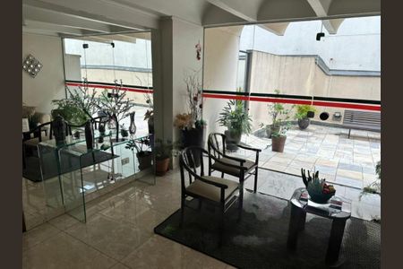Apartamento à venda com 65m², 2 quartos e 1 vaga
