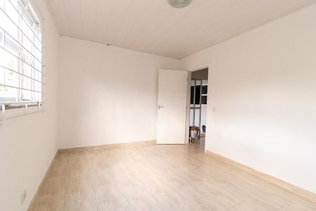 Quarto 1 de casa para alugar com 2 quartos, 60m² em Alto Boqueirão, Curitiba