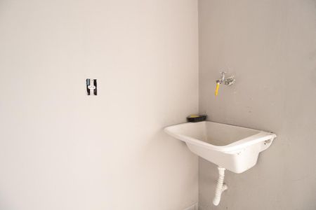 Casa para alugar com 60m², 2 quartos e 1 vaga Casa para alugar com 60m², 2 quartos e 1 vagaÁrea de Serviço