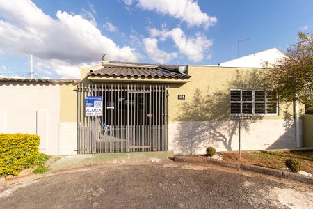 Casa para alugar com 60m², 2 quartos e 1 vaga Casa para alugar com 60m², 2 quartos e 1 vagaFachada