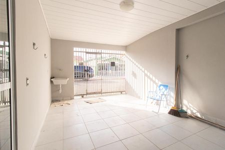Casa para alugar com 60m², 2 quartos e 1 vaga Casa para alugar com 60m², 2 quartos e 1 vagaGaragem