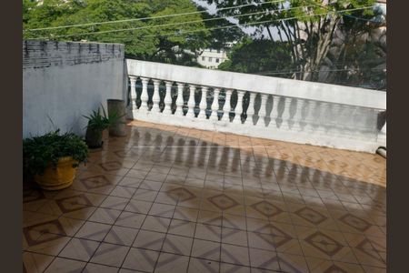 Casa à venda com 140m², 2 quartos e 2 vagas