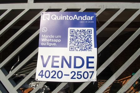 Casa à venda com 620m², 3 quartos e 2 vagas Casa à venda com 620m², 3 quartos e 2 vagasPlaca