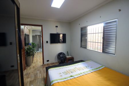 Casa à venda com 620m², 3 quartos e 2 vagas Casa à venda com 620m², 3 quartos e 2 vagasQuarto 1