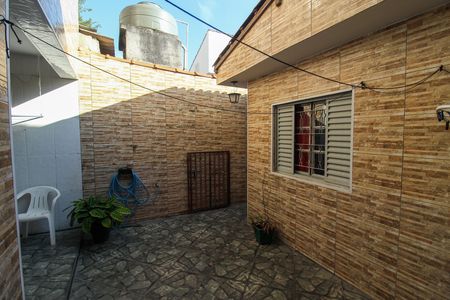 Casa à venda com 620m², 3 quartos e 2 vagas Casa à venda com 620m², 3 quartos e 2 vagasQuintal