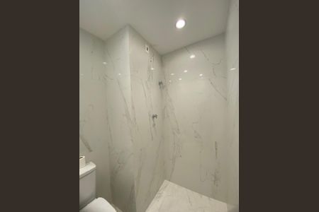 Apartamento à venda com 62m², 3 quartos e 1 vaga Apartamento à venda com 62m², 3 quartos e 1 vagaBanheiro