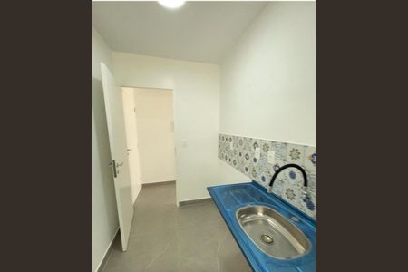 Cozinha de apartamento à venda com 3 quartos, 62m² em Parque Bristol, São Paulo