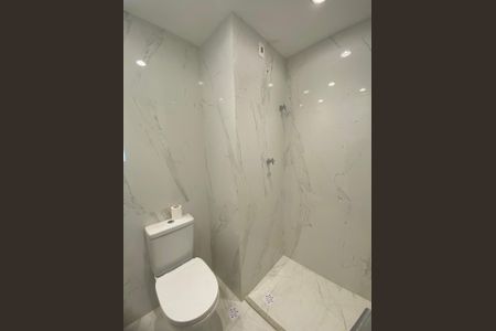 Apartamento à venda com 62m², 3 quartos e 1 vaga Apartamento à venda com 62m², 3 quartos e 1 vagaBanheiro