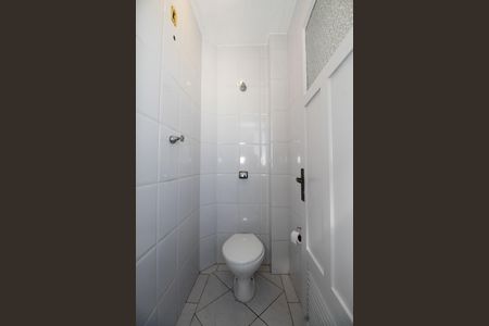 Banheiro de Serviço de apartamento à venda com 4 quartos, 115m² em Bela Vista, São Paulo