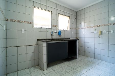 Apartamento para alugar com 70m², 2 quartos e 2 vagas Apartamento para alugar com 70m², 2 quartos e 2 vagasCozinha