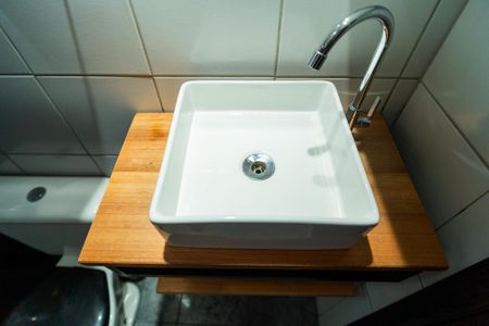 Apartamento para alugar com 70m², 2 quartos e 2 vagas Apartamento para alugar com 70m², 2 quartos e 2 vagasBanheiro