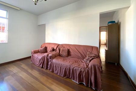 Apartamento à venda com 3 quartos, 107m² em Salgado Filho, Belo Horizonte