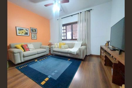 Casa à venda com 3 quartos, 230m² em Campo Belo, São Paulo