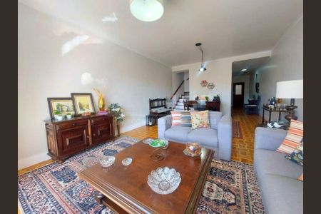 Casa à venda com 3 quartos, 230m² em Campo Belo, São Paulo