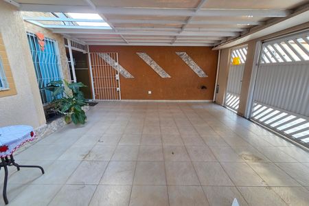 Casa para alugar com 290m², 3 quartos e 2 vagas Casa para alugar com 290m², 3 quartos e 2 vagasGaragem