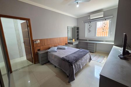 Casa para alugar com 290m², 3 quartos e 2 vagas Casa para alugar com 290m², 3 quartos e 2 vagasSuíte 1