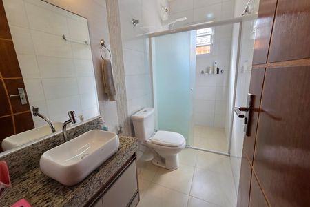 Casa para alugar com 290m², 3 quartos e 2 vagas Casa para alugar com 290m², 3 quartos e 2 vagasBanheiro