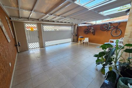 Casa para alugar com 290m², 3 quartos e 2 vagas Casa para alugar com 290m², 3 quartos e 2 vagasGaragem