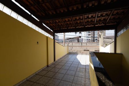 Casa à venda com 95m², 2 quartos e 2 vagas Casa à venda com 95m², 2 quartos e 2 vagasTerraço