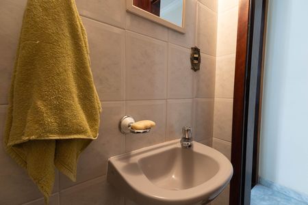 Casa à venda com 95m², 2 quartos e 2 vagas Casa à venda com 95m², 2 quartos e 2 vagasLavabo