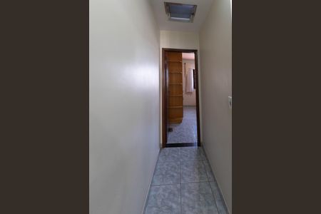 Casa à venda com 95m², 2 quartos e 2 vagas Casa à venda com 95m², 2 quartos e 2 vagasCorredor