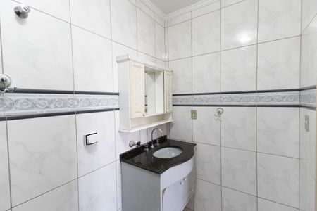 Casa à venda com 95m², 2 quartos e 2 vagas Casa à venda com 95m², 2 quartos e 2 vagasBanheiro da Suíte