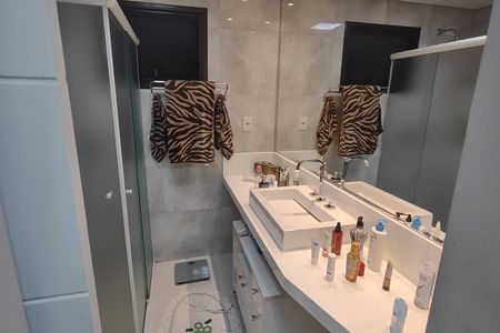 Apartamento à venda com 155m², 3 quartos e 2 vagas Apartamento à venda com 155m², 3 quartos e 2 vagasBanheiro da Suíte