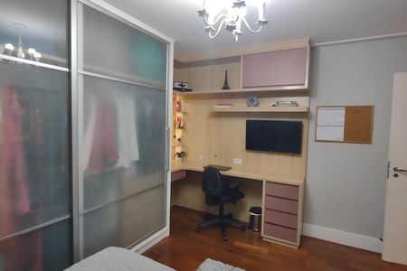Apartamento à venda com 155m², 3 quartos e 2 vagas Apartamento à venda com 155m², 3 quartos e 2 vagasQuarto 1