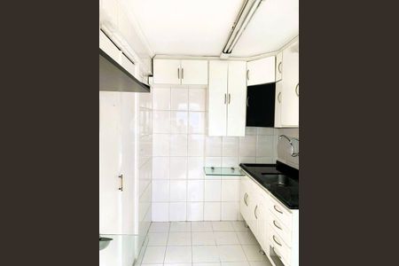 Apartamento à venda com 60m², 2 quartos e 3 vagas