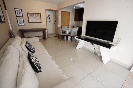 Apartamento para alugar com 80m², 3 quartos e 1 vaga