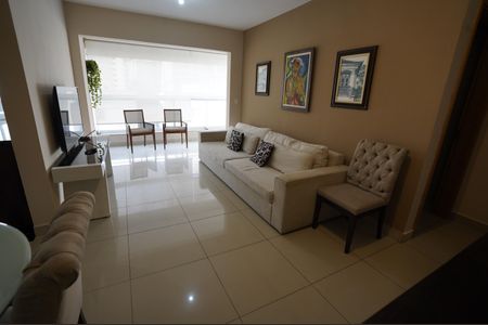 Apartamento para alugar com 80m², 3 quartos e 1 vaga