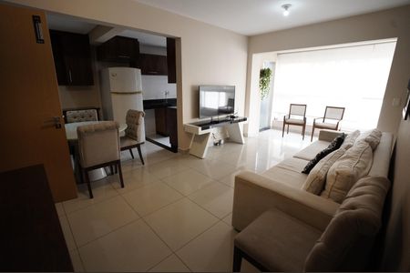 Apartamento para alugar com 3 quartos, 80m² em Jardim Goiás, Goiânia
