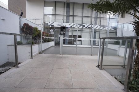 Apartamento para alugar com 3 quartos, 80m² em Jardim Goiás, Goiânia