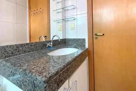 Apartamento à venda com 108m², 3 quartos e 2 vagasBanheiro