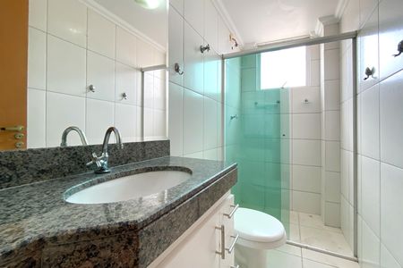 Apartamento à venda com 108m², 3 quartos e 2 vagasBanheiro da Suíte 1