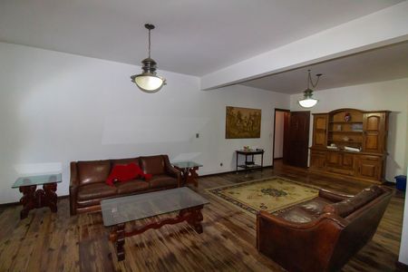 Sala de casa à venda com 3 quartos, 207m² em Vila Progresso, Niterói